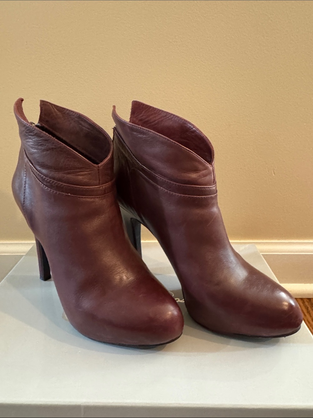 Jessica Simpson Aggie Wine Leather Ankle Booties